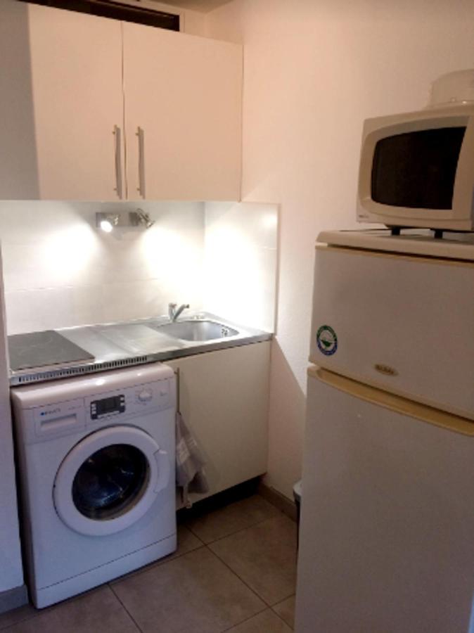 Appartement Charmant A Canet En Roussillon 36 M² Piscine Partagee ภายนอก รูปภาพ